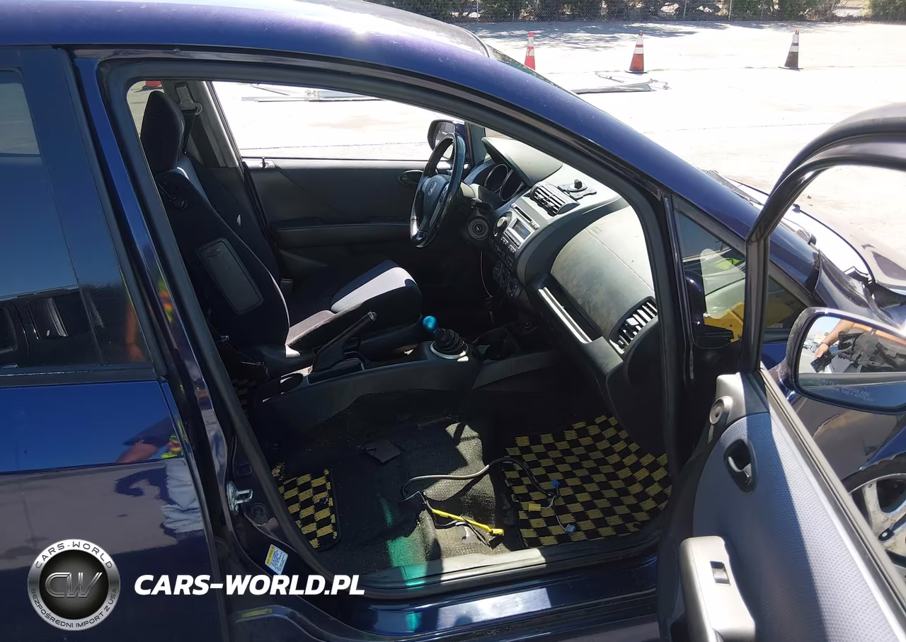 2008 Honda Fit Sport VIN:JHMGD37668S013123 - 5