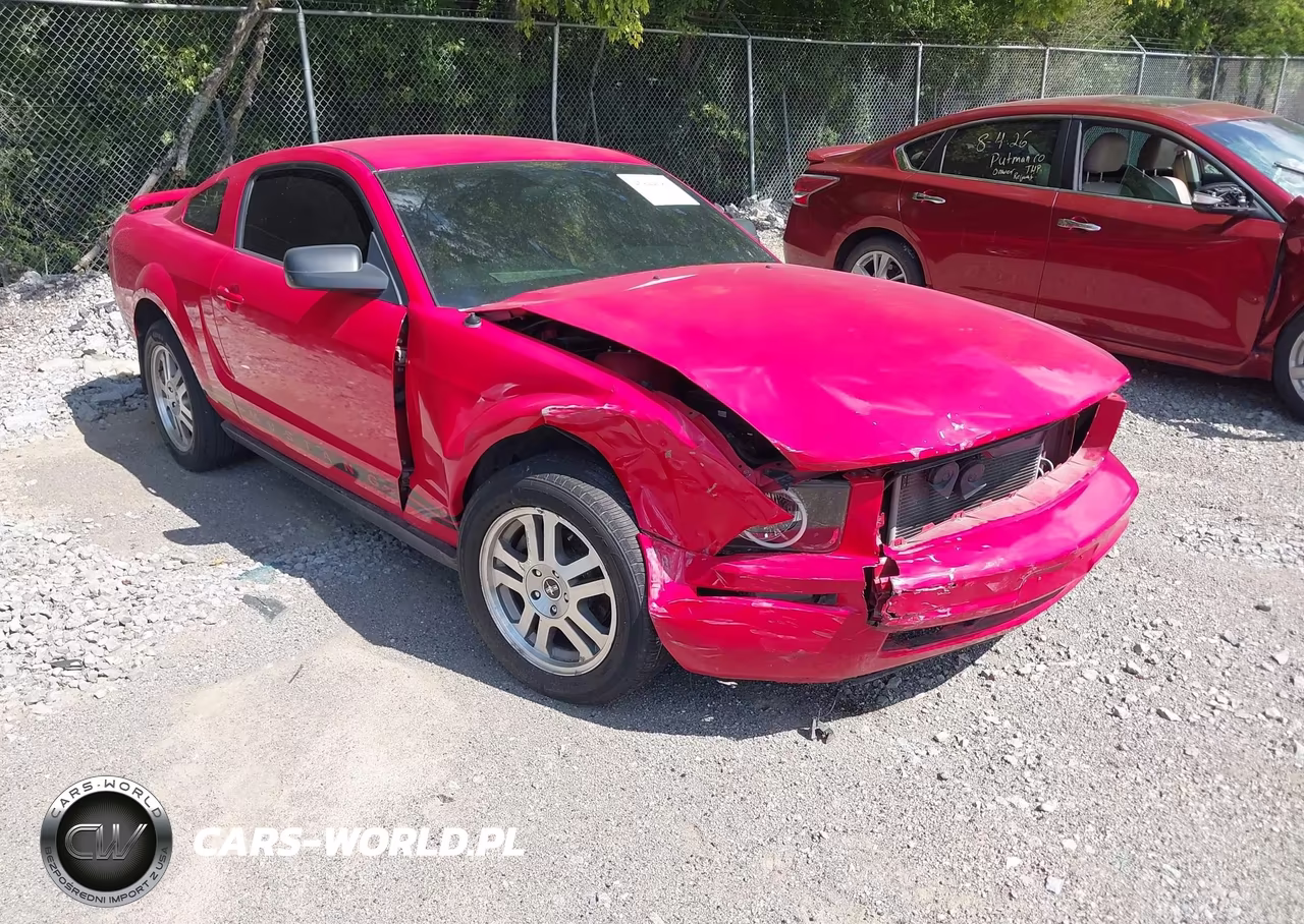 2005 Ford Mustang V6 Deluxe-V6 Premium