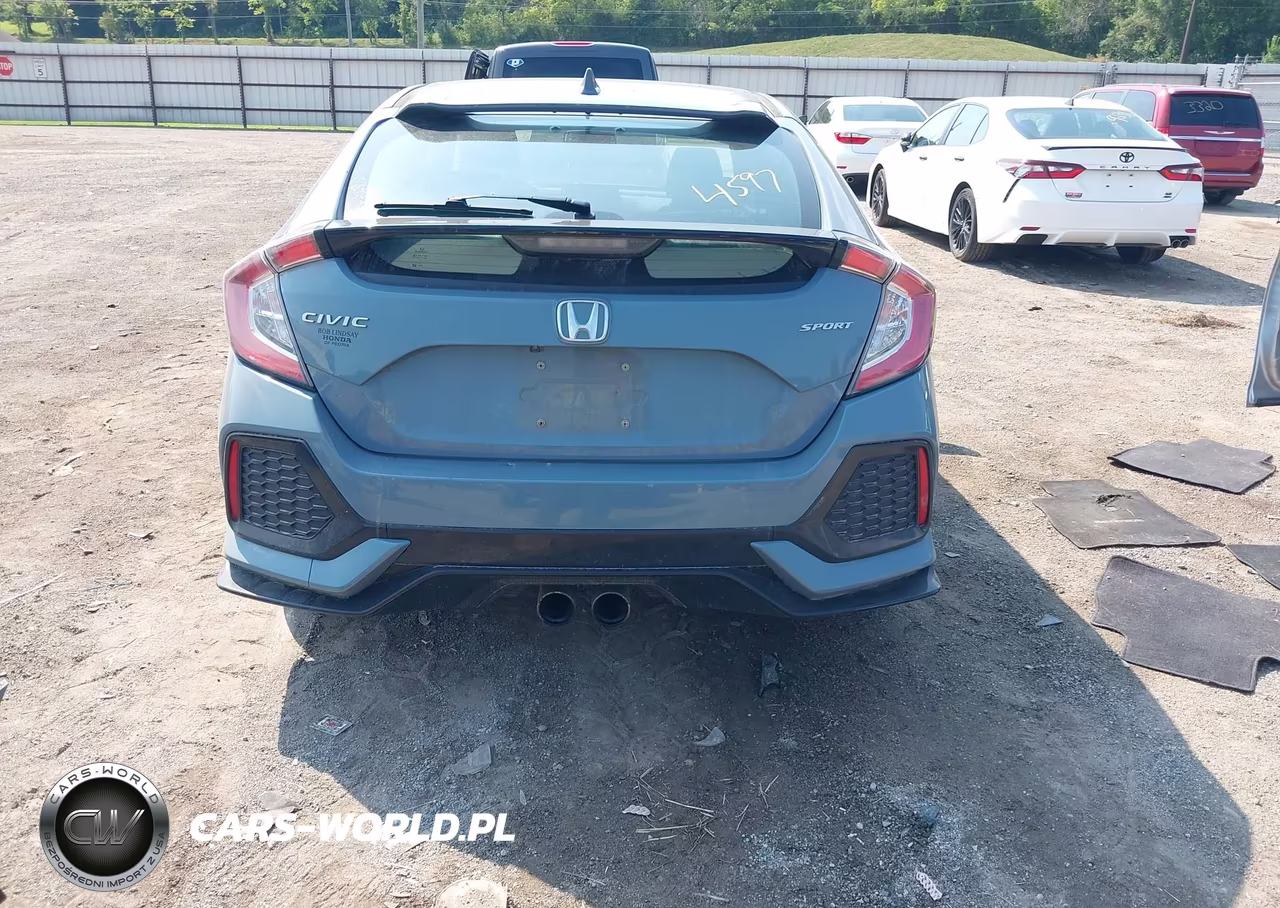 2018 Honda Civic Sport VIN:SHHFK7H44JU213510 - 17
