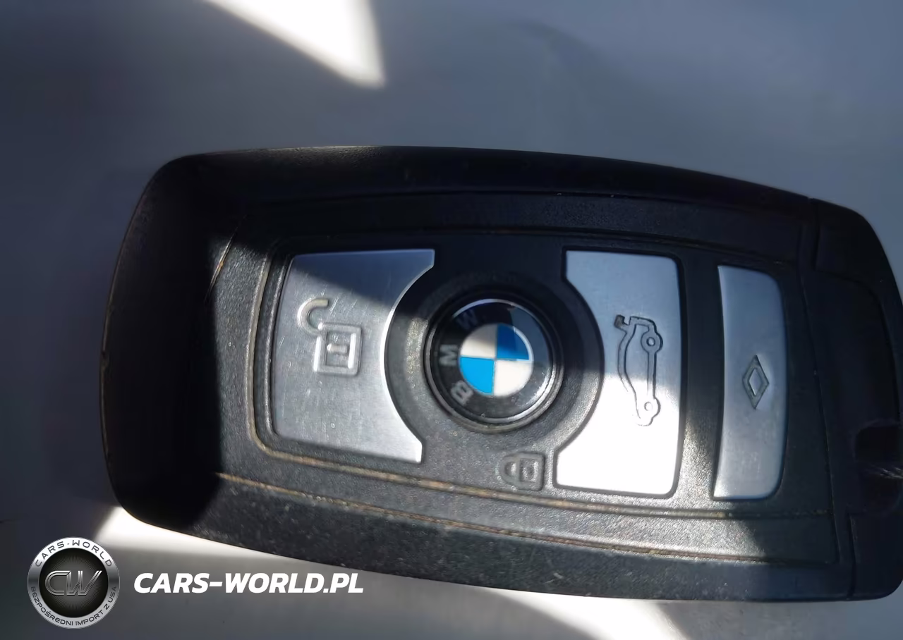 2011 BMW X3 xDrive28I VIN:5UXWX5C54BL704342 - 11