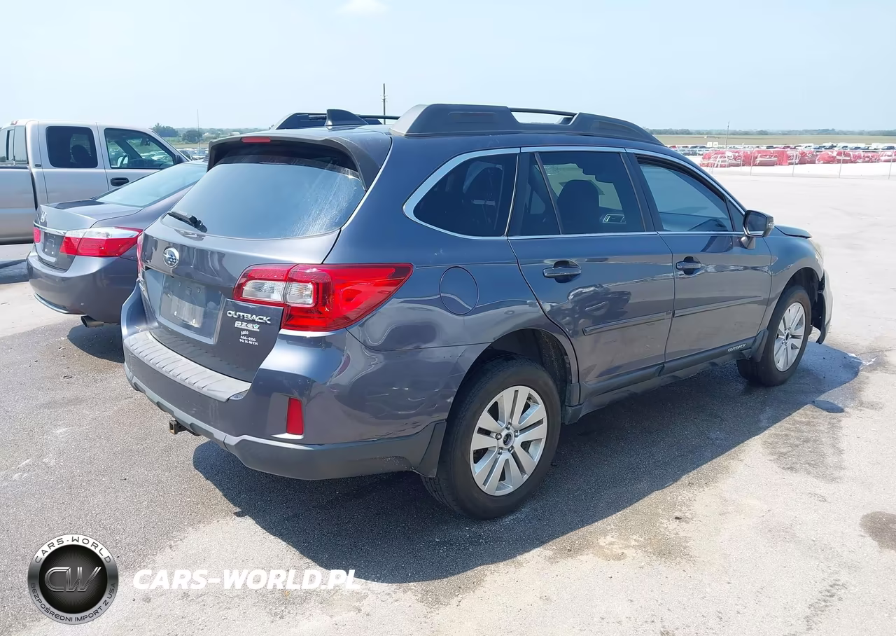 2016 Subaru Outback 2.5I Limited VIN:4S4BSANC4G3356550 - 4