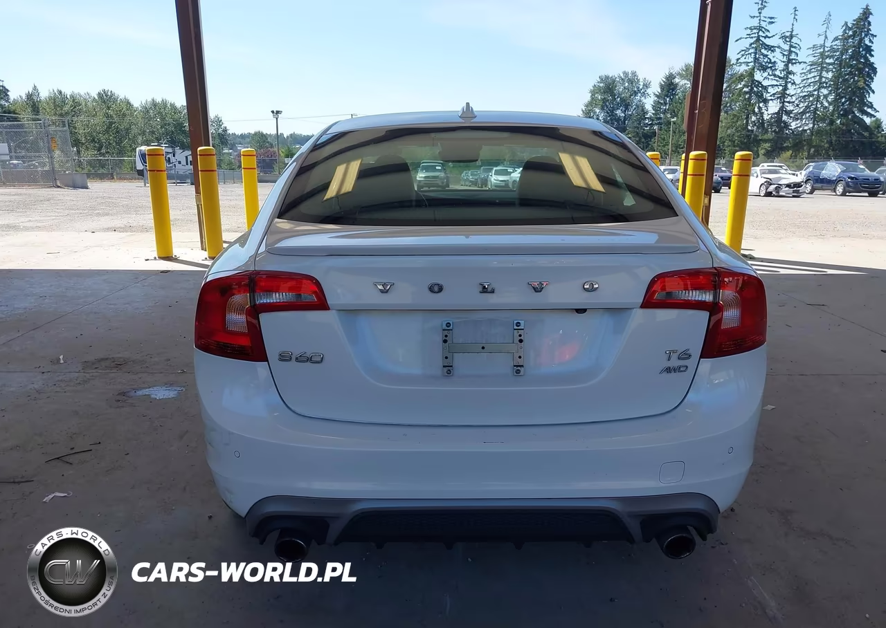 2017 Volvo S60 T6 R-Design Platinum VIN:YV149MTS2H2420378 - 16