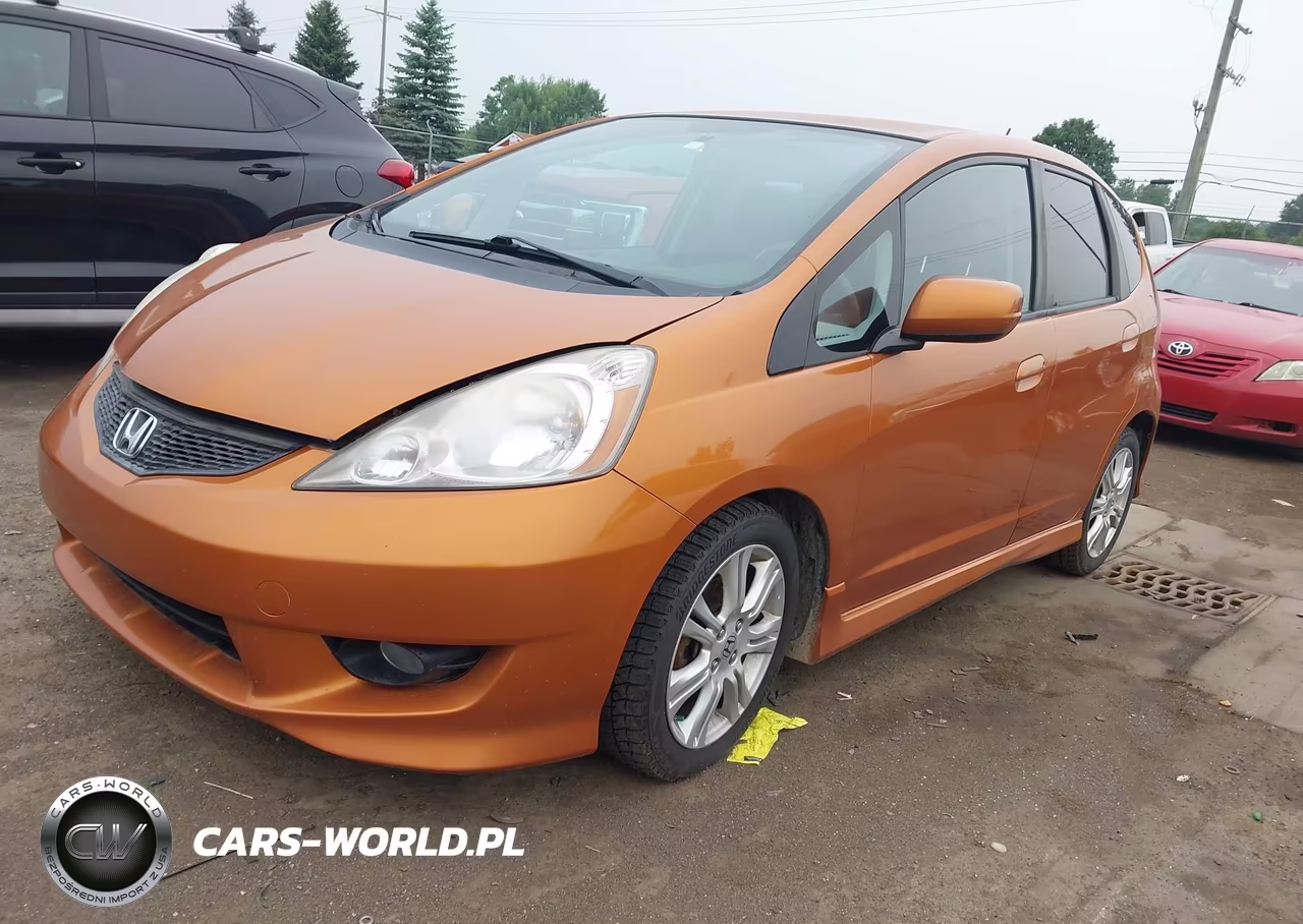 2010 Honda Fit Sport VIN:JHMGE8H42AS008949 - 2