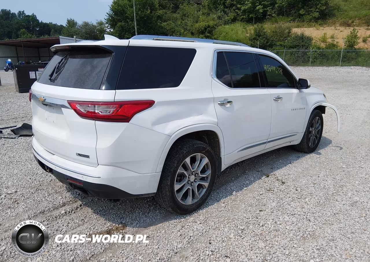 2018 Chevrolet Traverse Premier VIN:1GNEVJKW6JJ262770 - 4