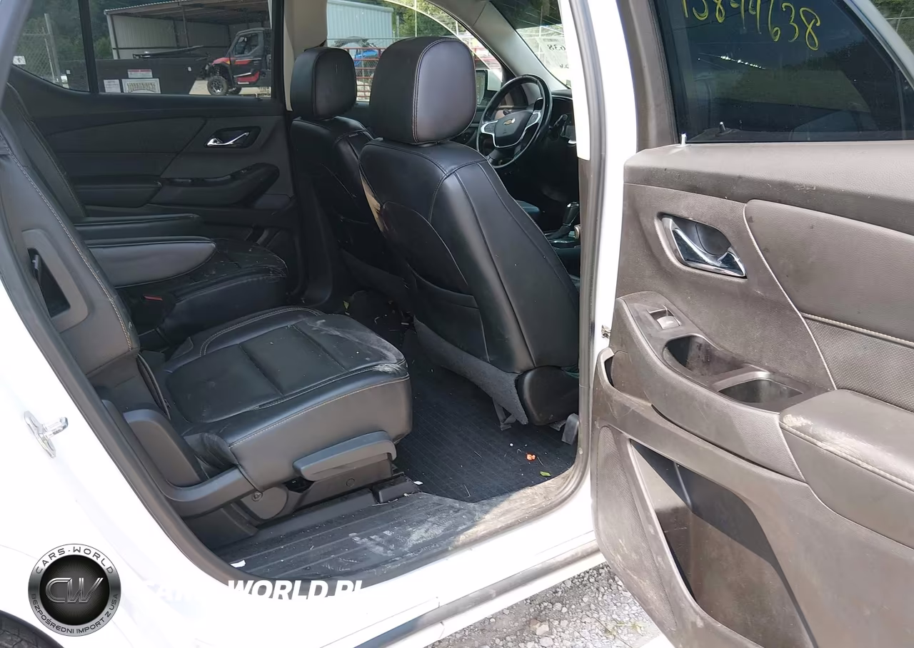 2018 Chevrolet Traverse Premier VIN:1GNEVJKW6JJ262770 - 8