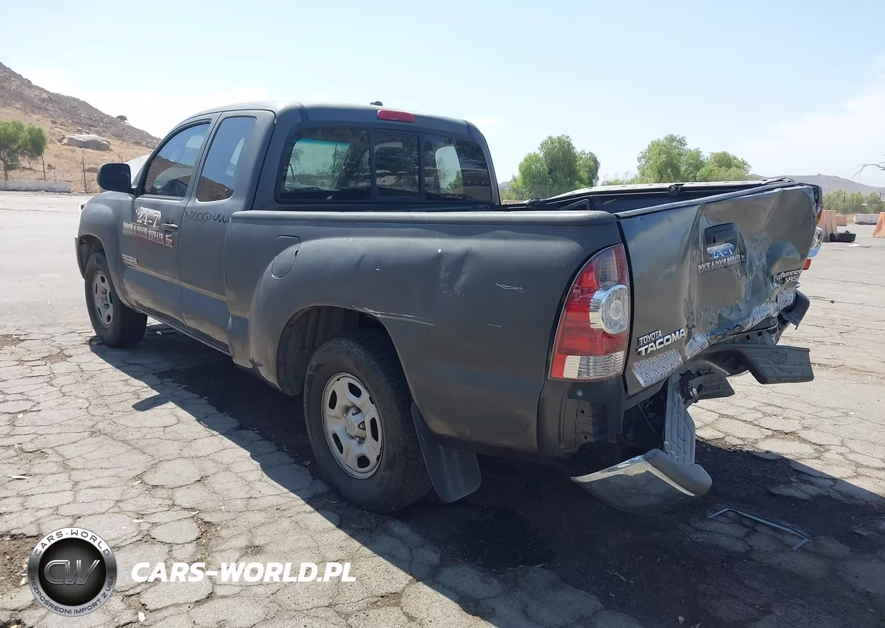 2010 Toyota Tacoma VIN:5TETX4CN1AZ723378 - 3