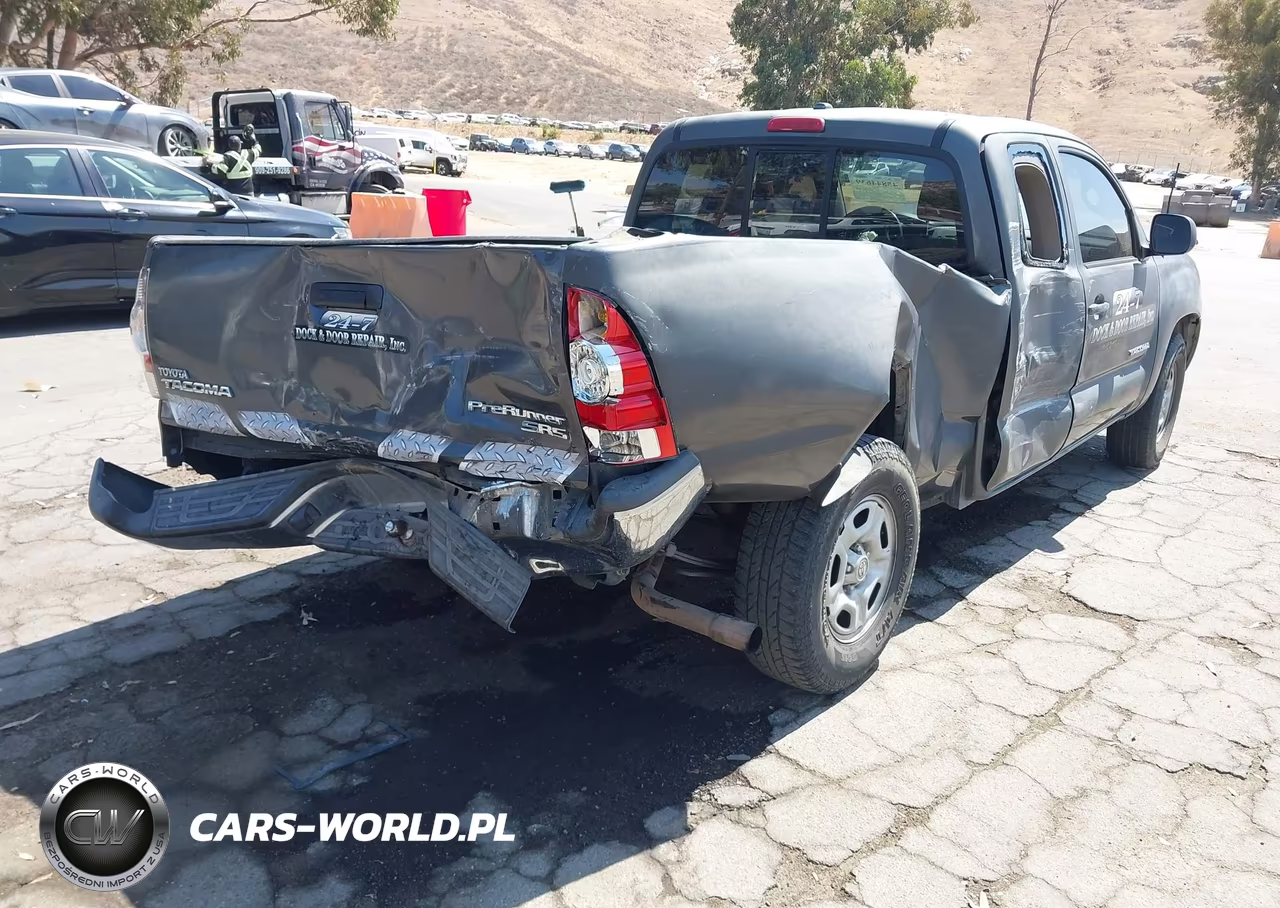 2010 Toyota Tacoma VIN:5TETX4CN1AZ723378 - 4