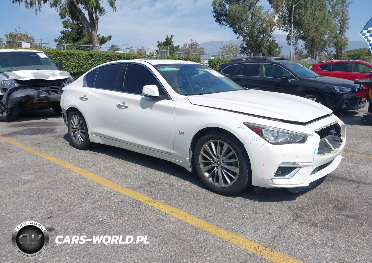 2018 Infiniti Q50 3.0T Luxe – zdjęcie 1 z 17