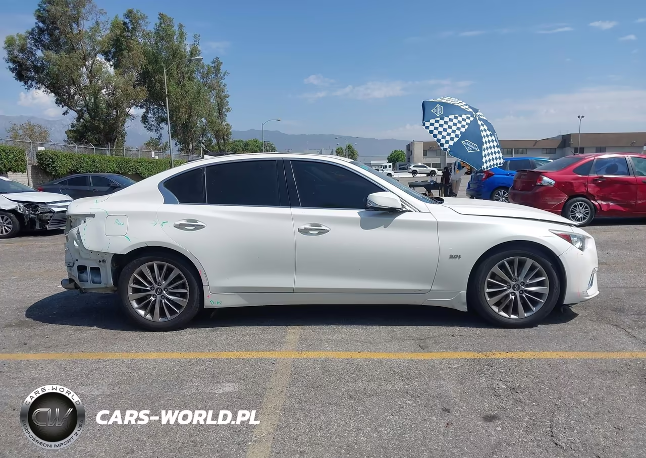 2018 Infiniti Q50 3.0T Luxe VIN:JN1EV7AP7JM360732 - 14