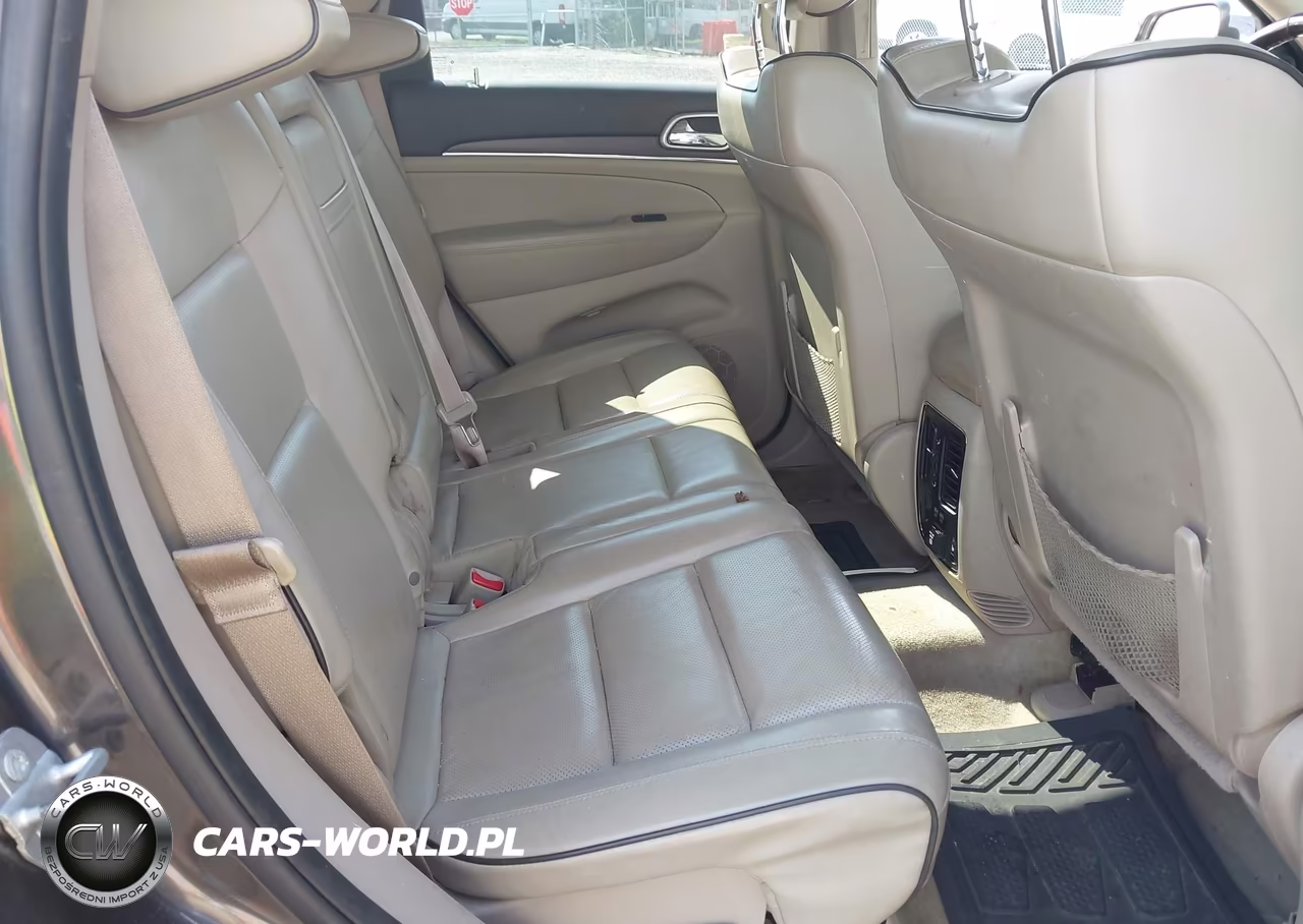 2016 Jeep Grand Cherokee Overland VIN:1C4RJFCT0GC361024 - 8