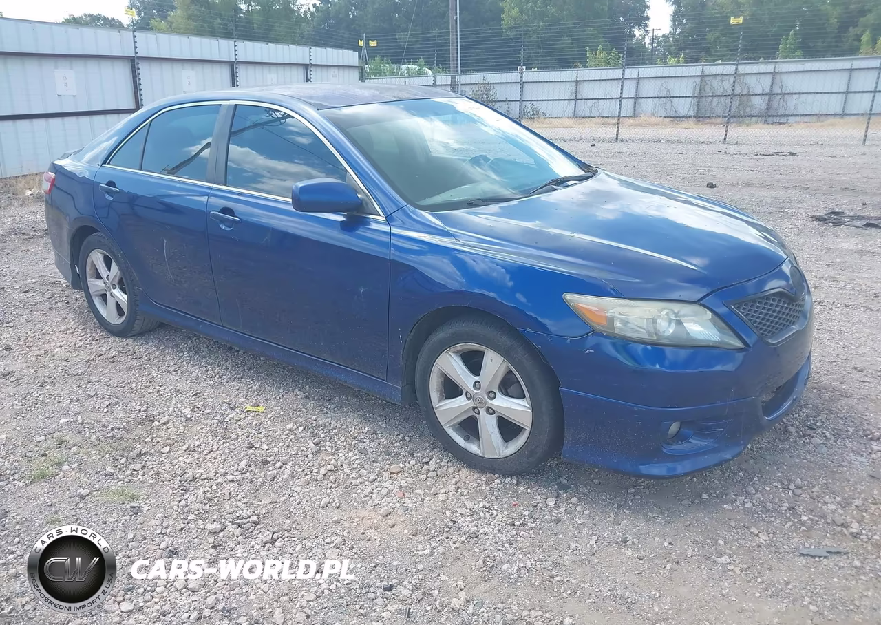 2010 Toyota Camry Se – zdjęcie 1 z 16