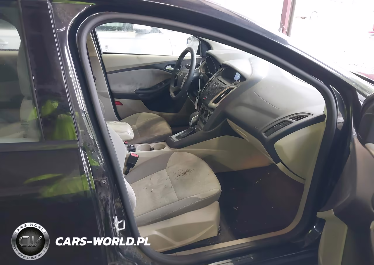 2014 Ford Focus Se VIN:1FADP3K20EL244658 - 5