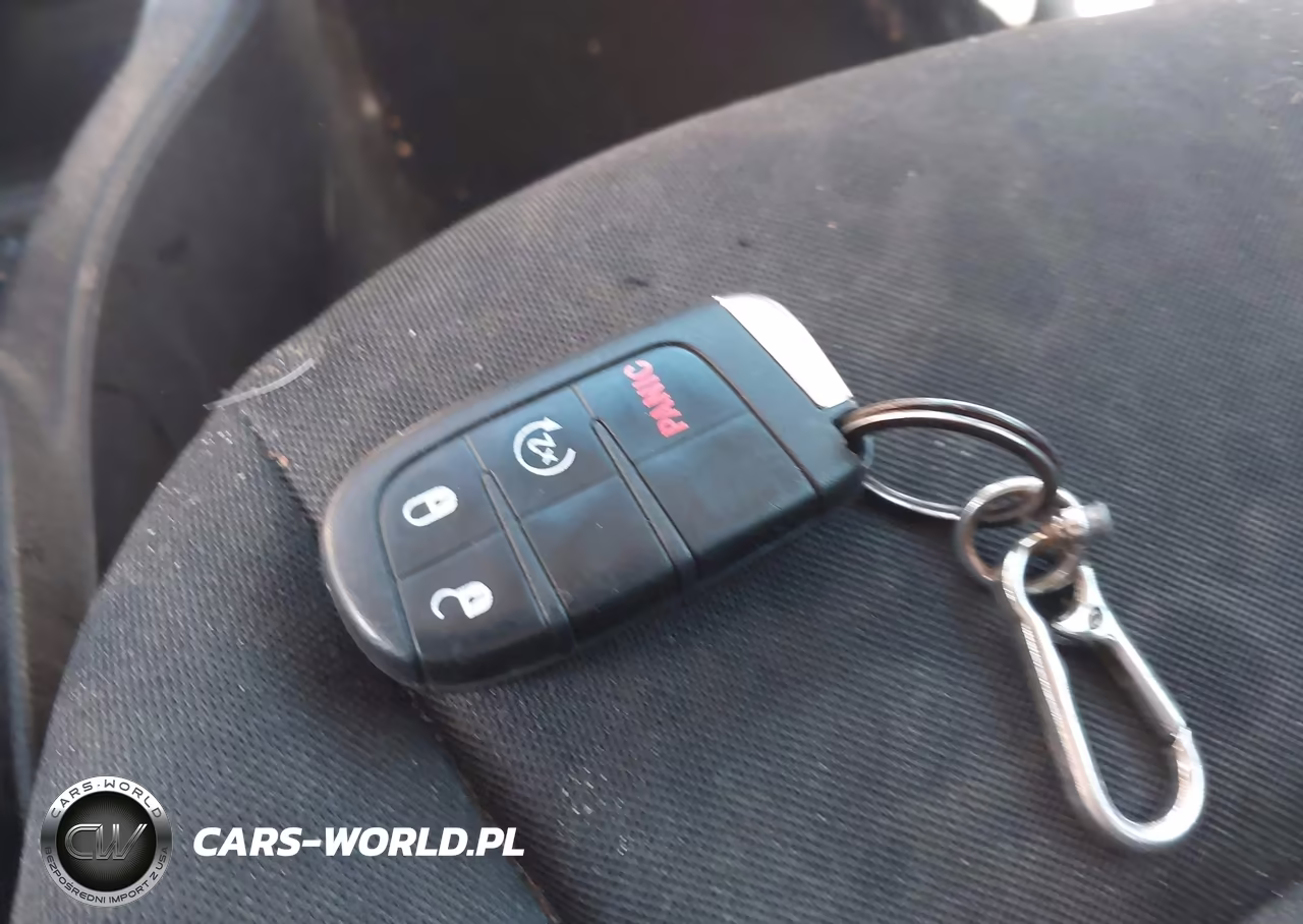 2018 Jeep Renegade Sport 4X4 VIN:ZACCJBAB5JPH61544 - 11