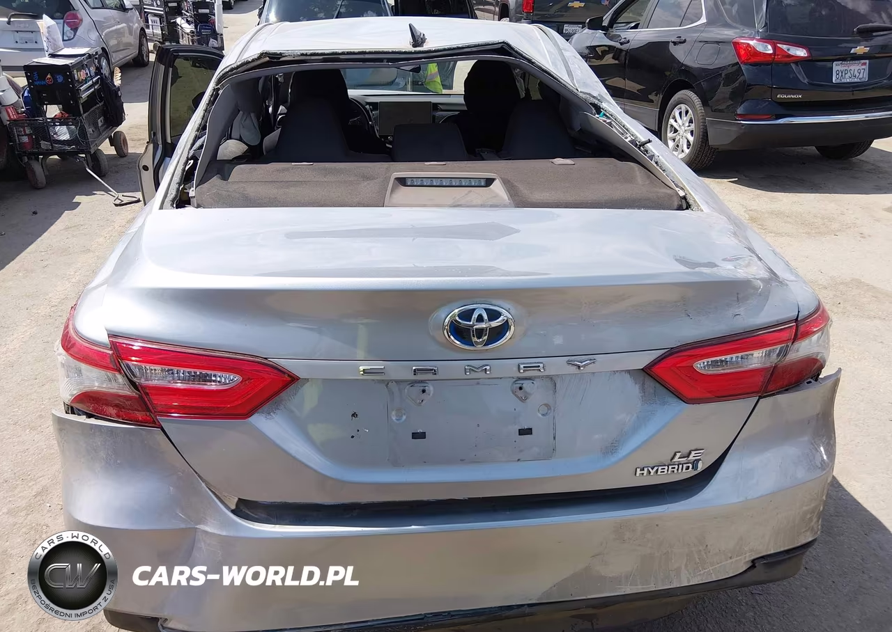 2020 Toyota Camry Le Hybrid VIN:4T1C31AK5LU526871 - 11