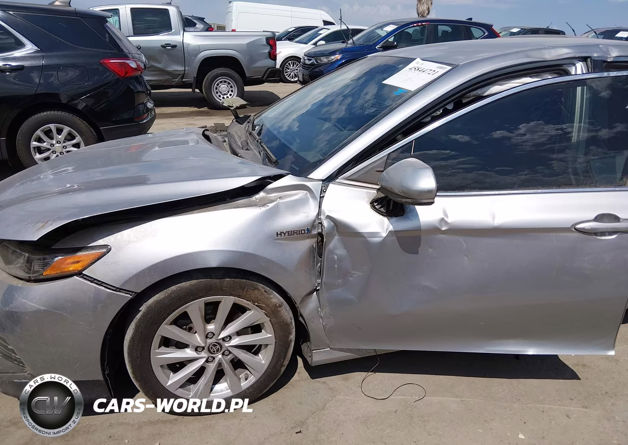 2020 Toyota Camry Le Hybrid VIN:4T1C31AK5LU526871 - 15