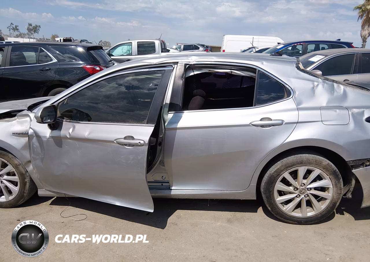 2020 Toyota Camry Le Hybrid VIN:4T1C31AK5LU526871 - 6