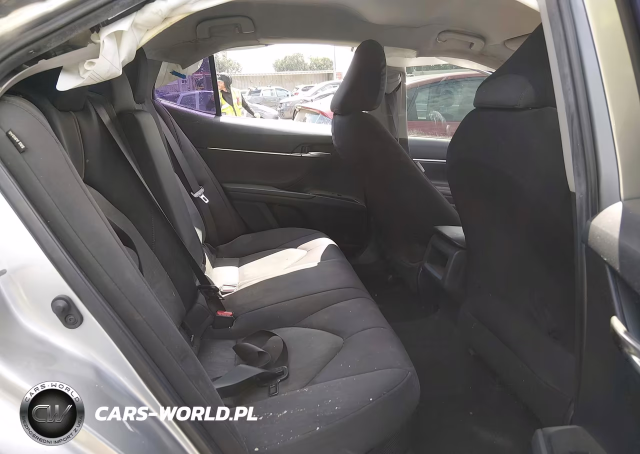 2020 Toyota Camry Le Hybrid VIN:4T1C31AK5LU526871 - 8