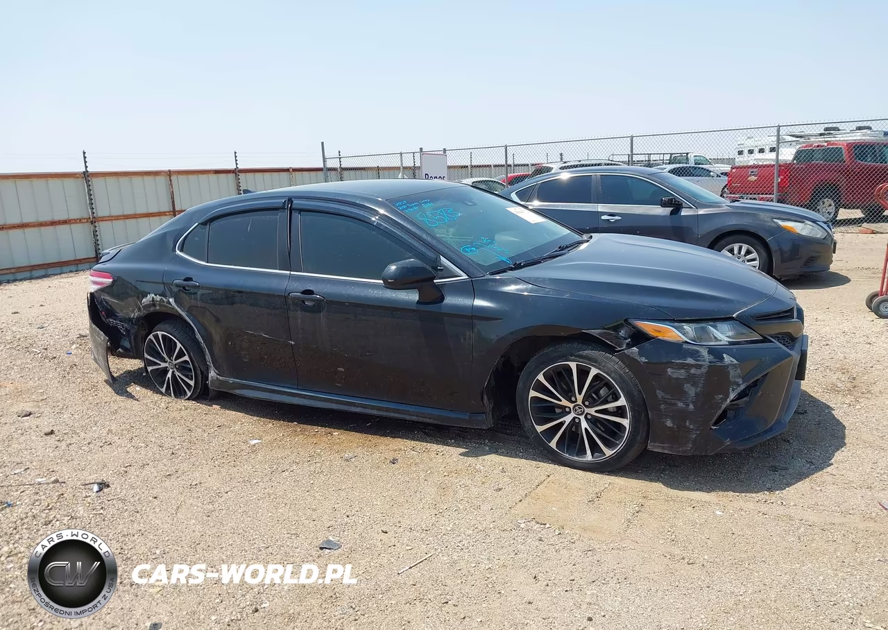 2020 Toyota Camry Se VIN:4T1G11AK3LU338583 - 13