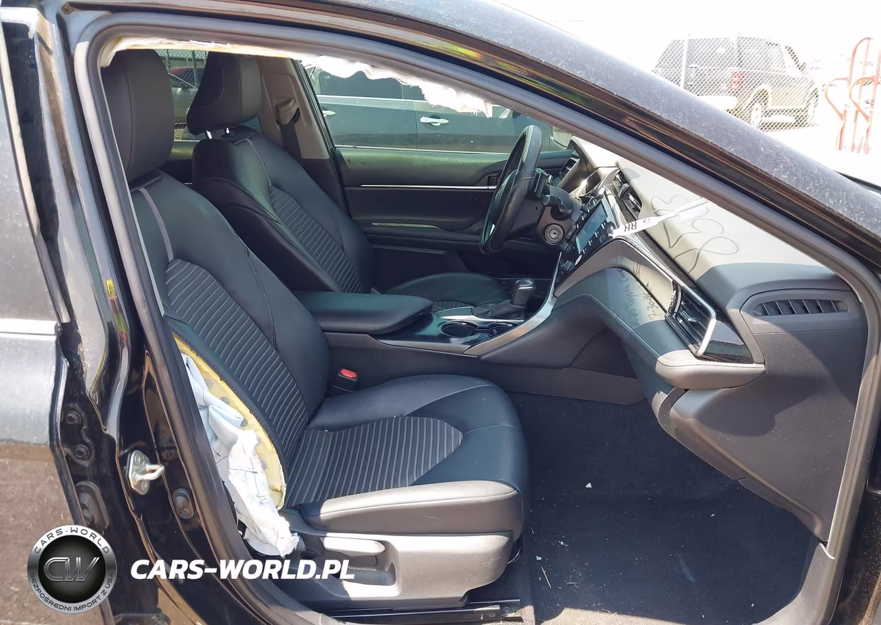2020 Toyota Camry Se VIN:4T1G11AK3LU338583 - 5