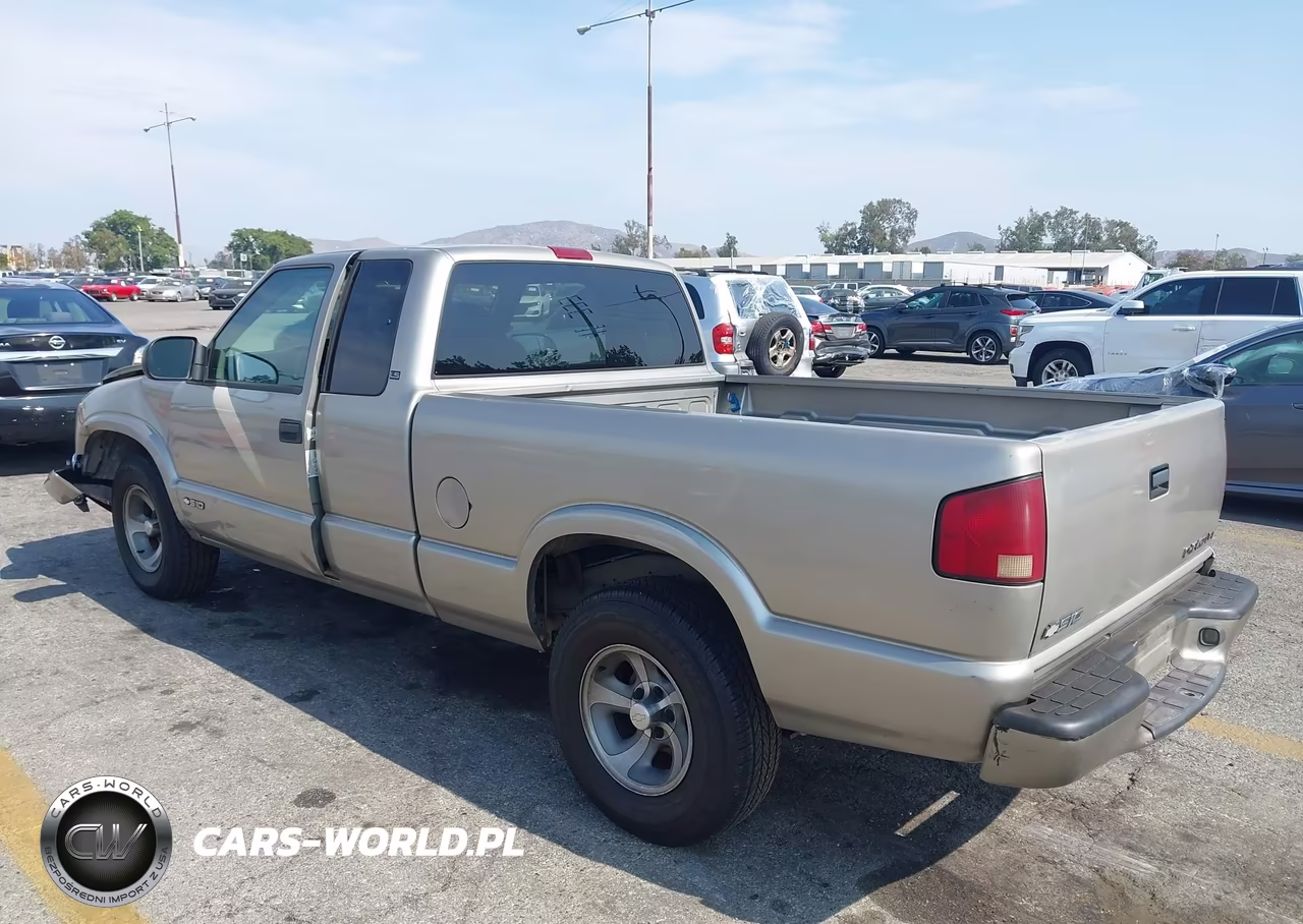 2000 Chevrolet S-10 Ls VIN:1GCCS1947YK127671 - 3