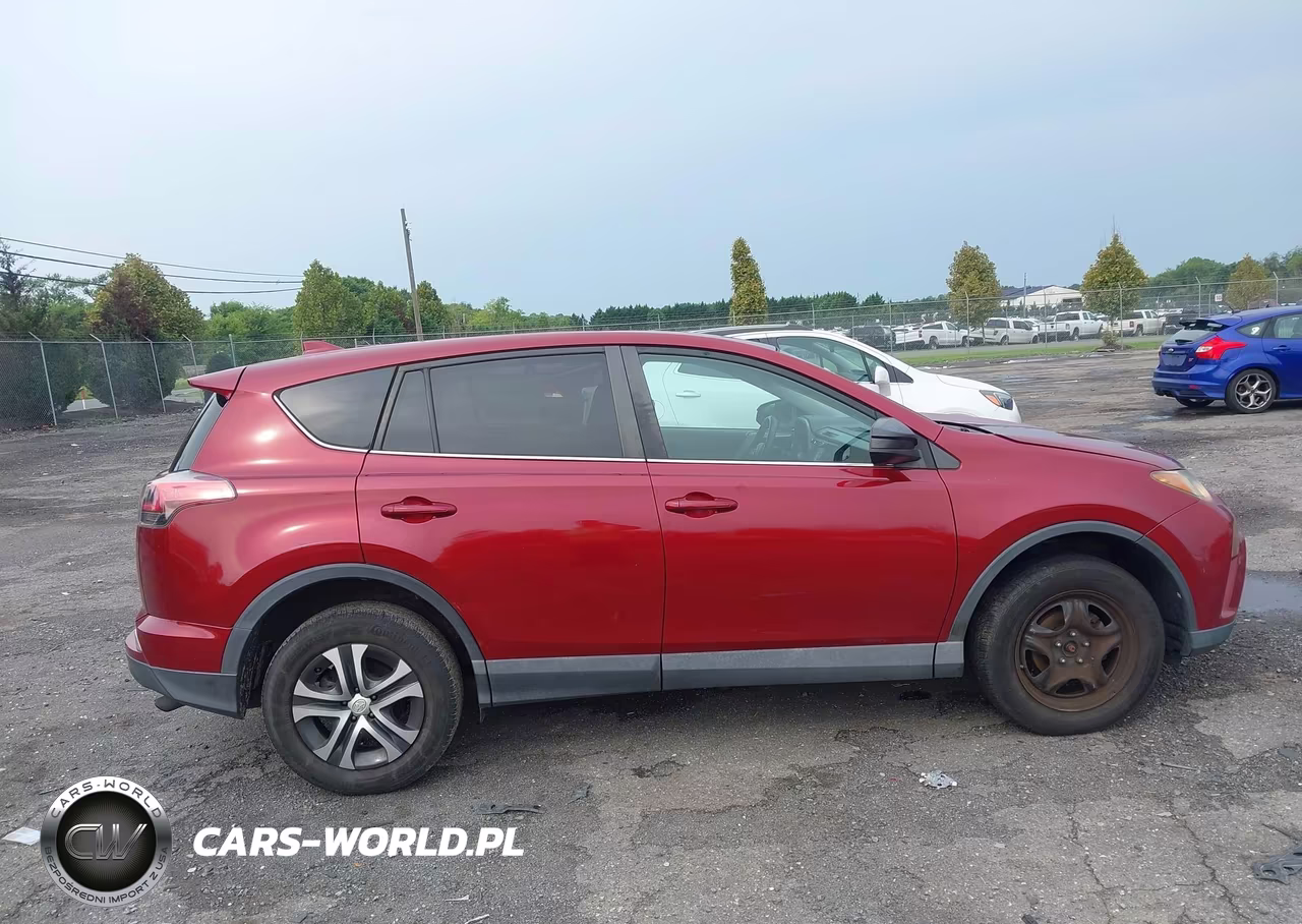 2018 Toyota Rav4 Le VIN:2T3BFREV4JW810566 - 13