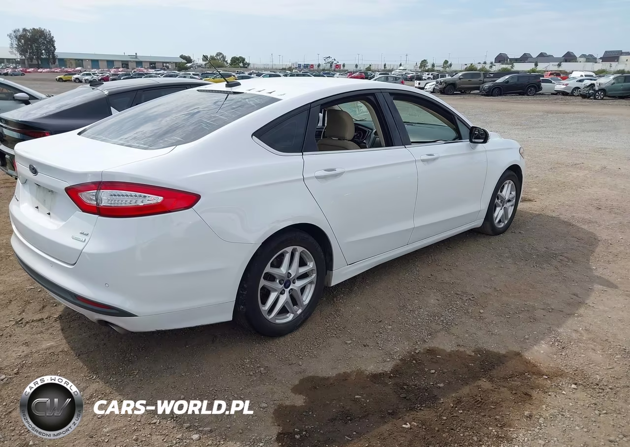 2016 Ford Fusion Se VIN:3FA6P0HD4GR329636 - 4
