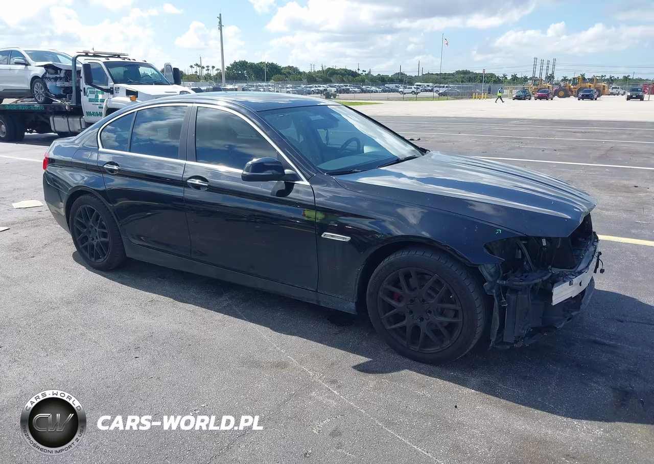 2015 BMW 528I xDrive