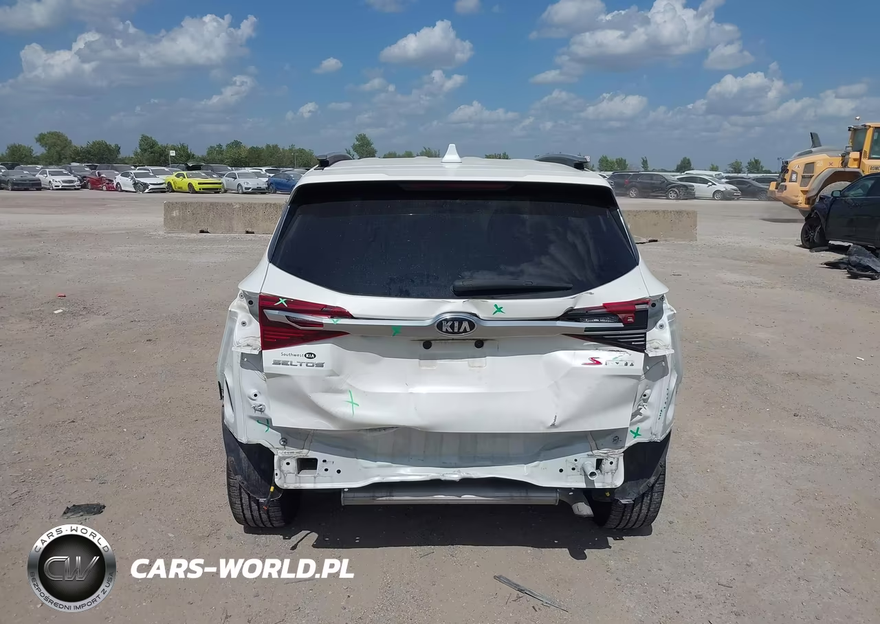 2021 Kia Seltos S VIN:KNDEUCA27M7132844 - 17