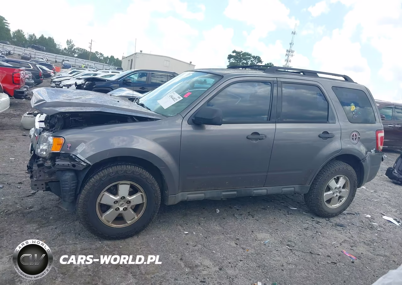 2011 Ford Escape Xls VIN:1FMCU0C77BKB54668 - 14