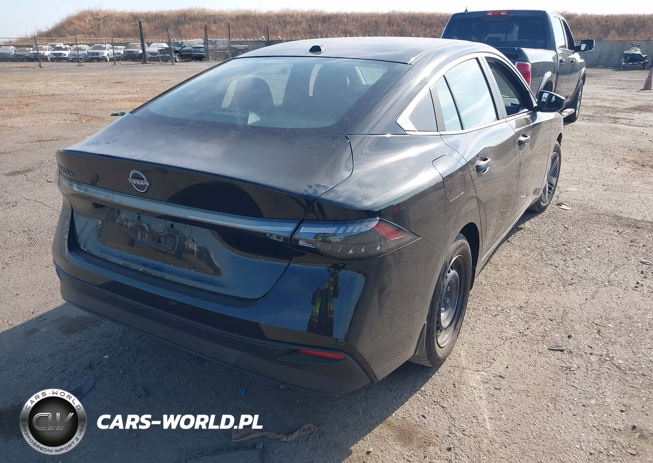2026 Nissan Sentra S VIN:3N1AB9BVXTY243212 - 4