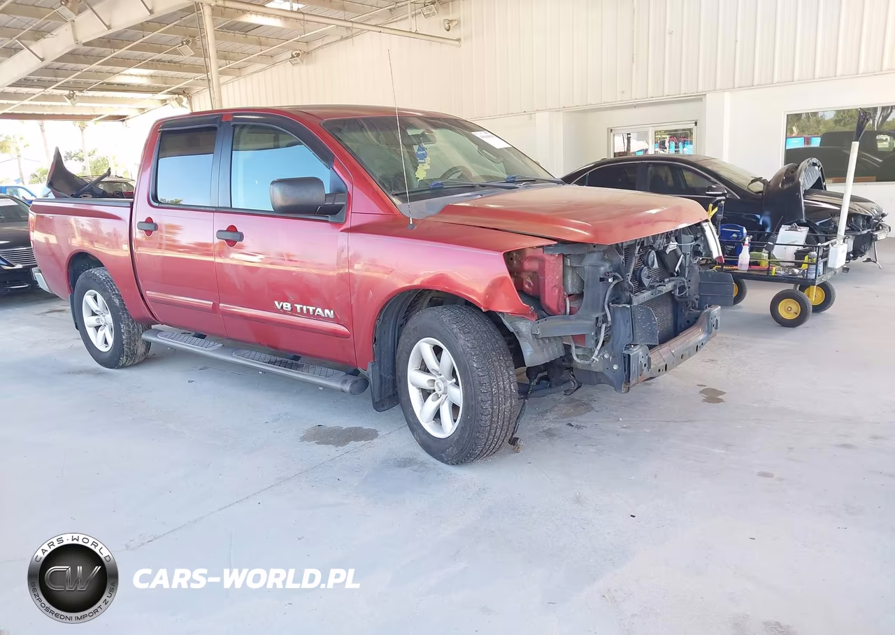 2013 Nissan Titan Sv