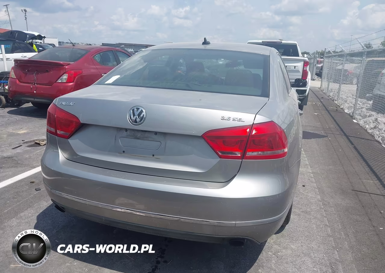 2013 Volkswagen Passat 3.6L V6 Sel Premium VIN:1VWCM7A35DC056746 - 17