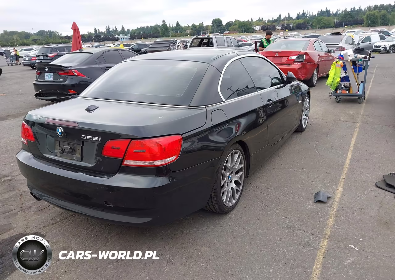 2009 BMW 328I VIN:WBAWR33549P461132 - 4