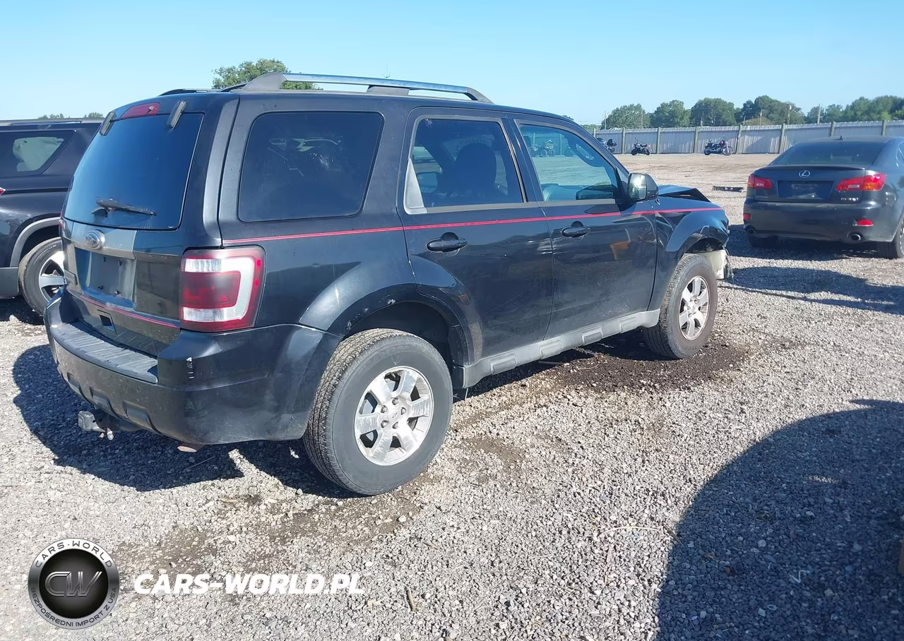2011 Ford Escape Limited VIN:1FMCU9E76BKA79883 - 4