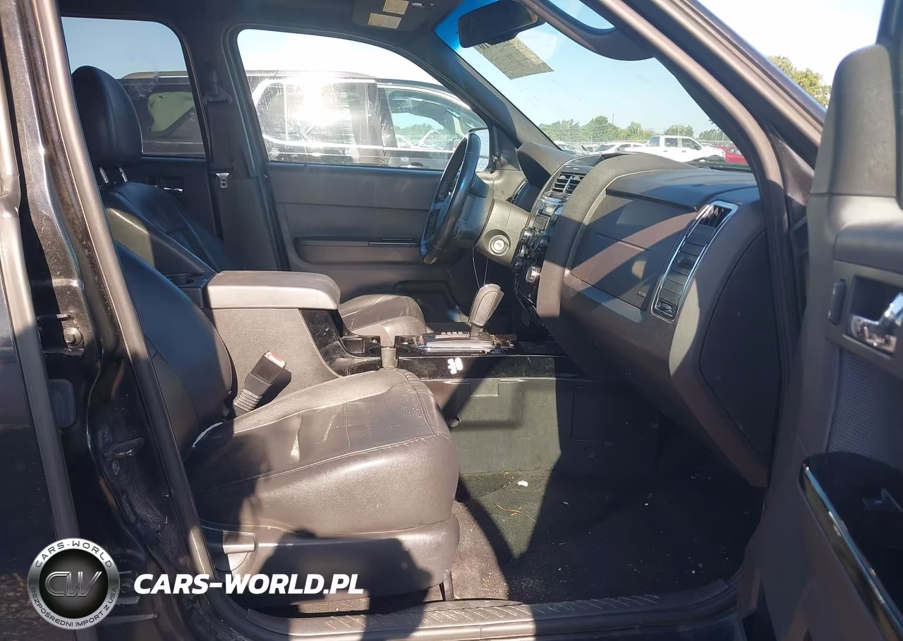 2011 Ford Escape Limited VIN:1FMCU9E76BKA79883 - 5