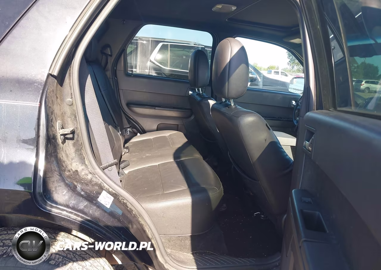 2011 Ford Escape Limited VIN:1FMCU9E76BKA79883 - 8