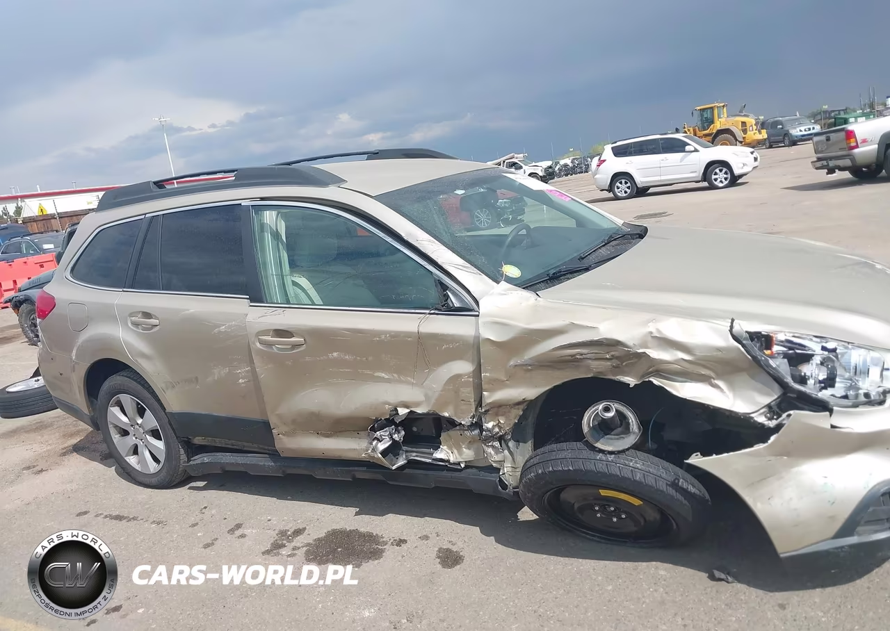 2010 Subaru Outback 2.5I Premium VIN:4S4BRBCC7A3369482 - 14