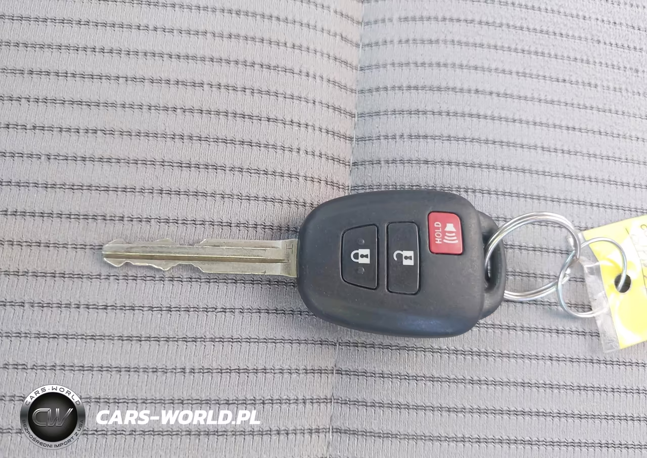 2015 Toyota Rav4 Xle VIN:2T3RFREV2FW353570 - 11