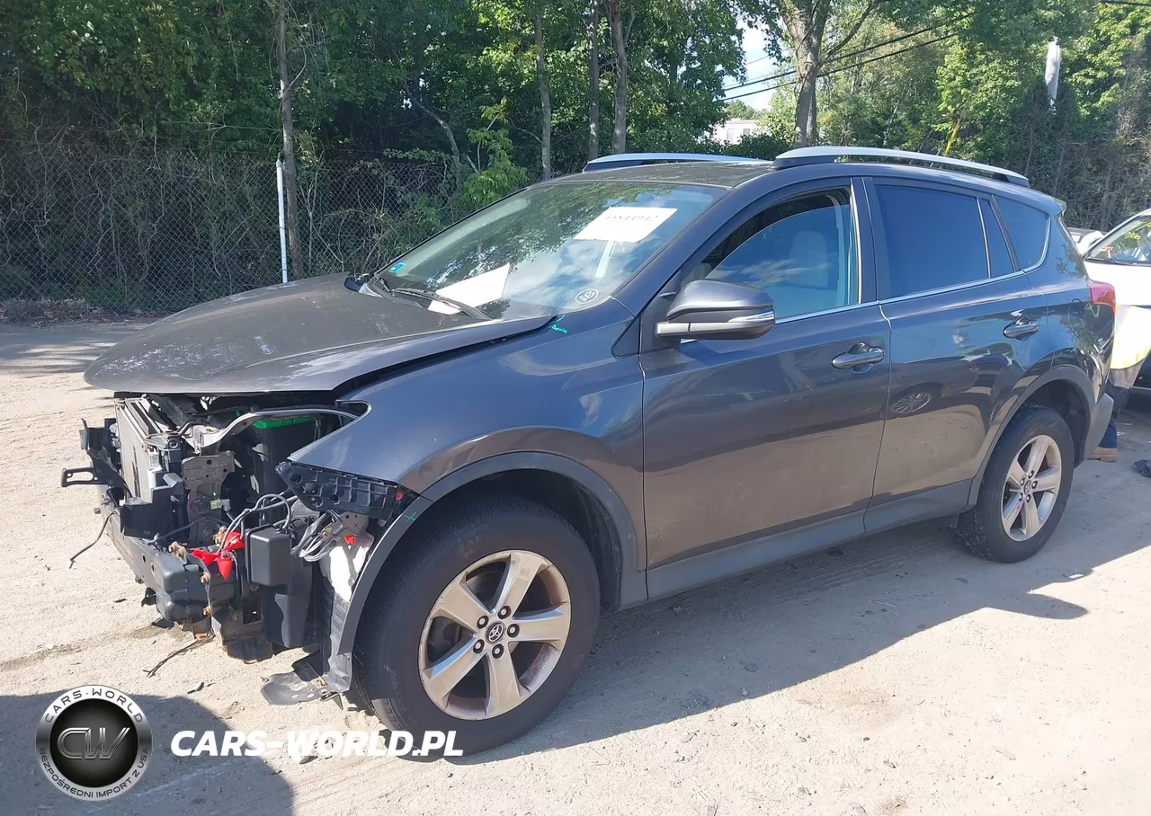 2015 Toyota Rav4 Xle VIN:2T3RFREV2FW353570 - 2
