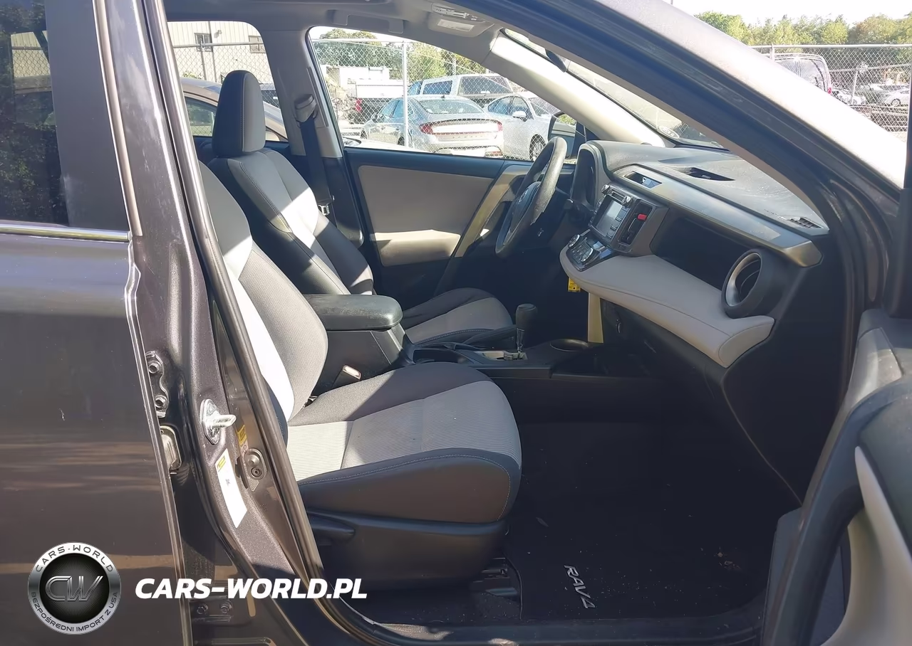 2015 Toyota Rav4 Xle VIN:2T3RFREV2FW353570 - 5