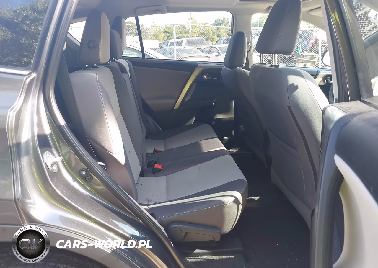 2015 Toyota Rav4 Xle VIN:2T3RFREV2FW353570 - 8