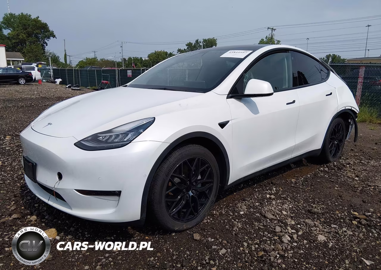 2022 Tesla Model Y Long Range Dual Motor All-Wheel Drive VIN:7SAYGDEE1NF332650 - 2