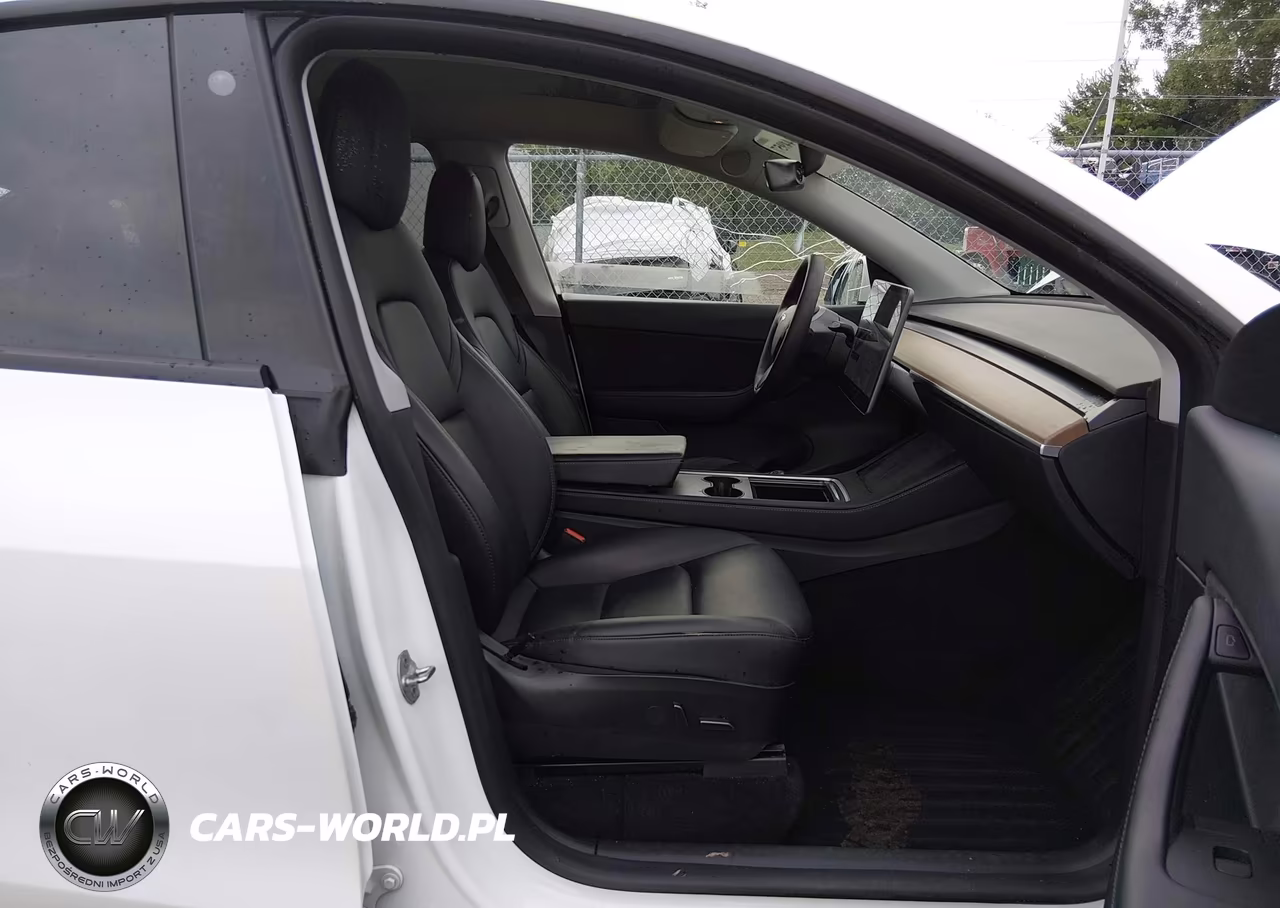 2022 Tesla Model Y Long Range Dual Motor All-Wheel Drive VIN:7SAYGDEE1NF332650 - 5