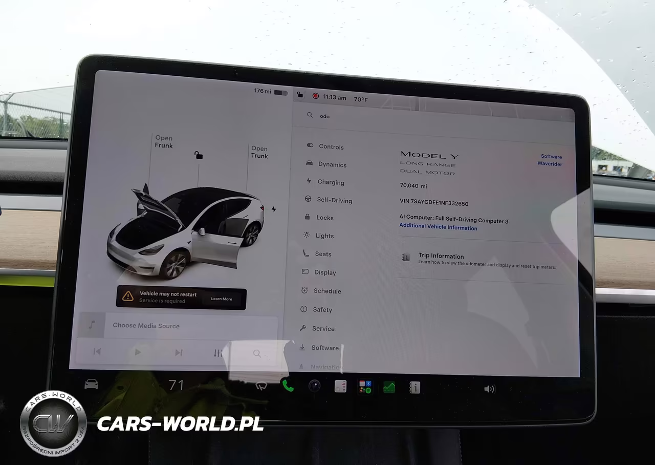 2022 Tesla Model Y Long Range Dual Motor All-Wheel Drive VIN:7SAYGDEE1NF332650 - 7