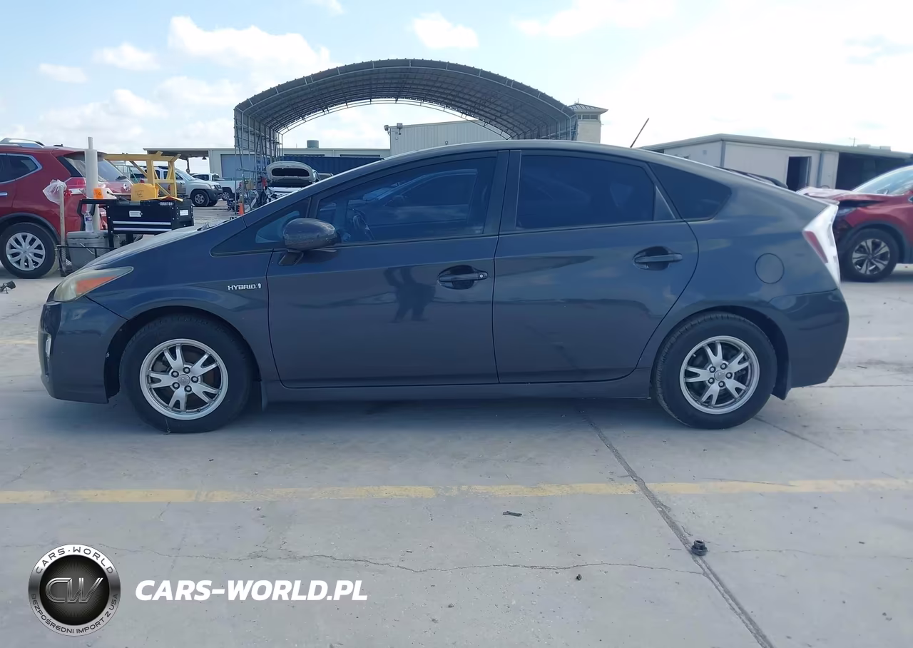 2011 Toyota Prius Four VIN:JTDKN3DU3B1453969 - 14