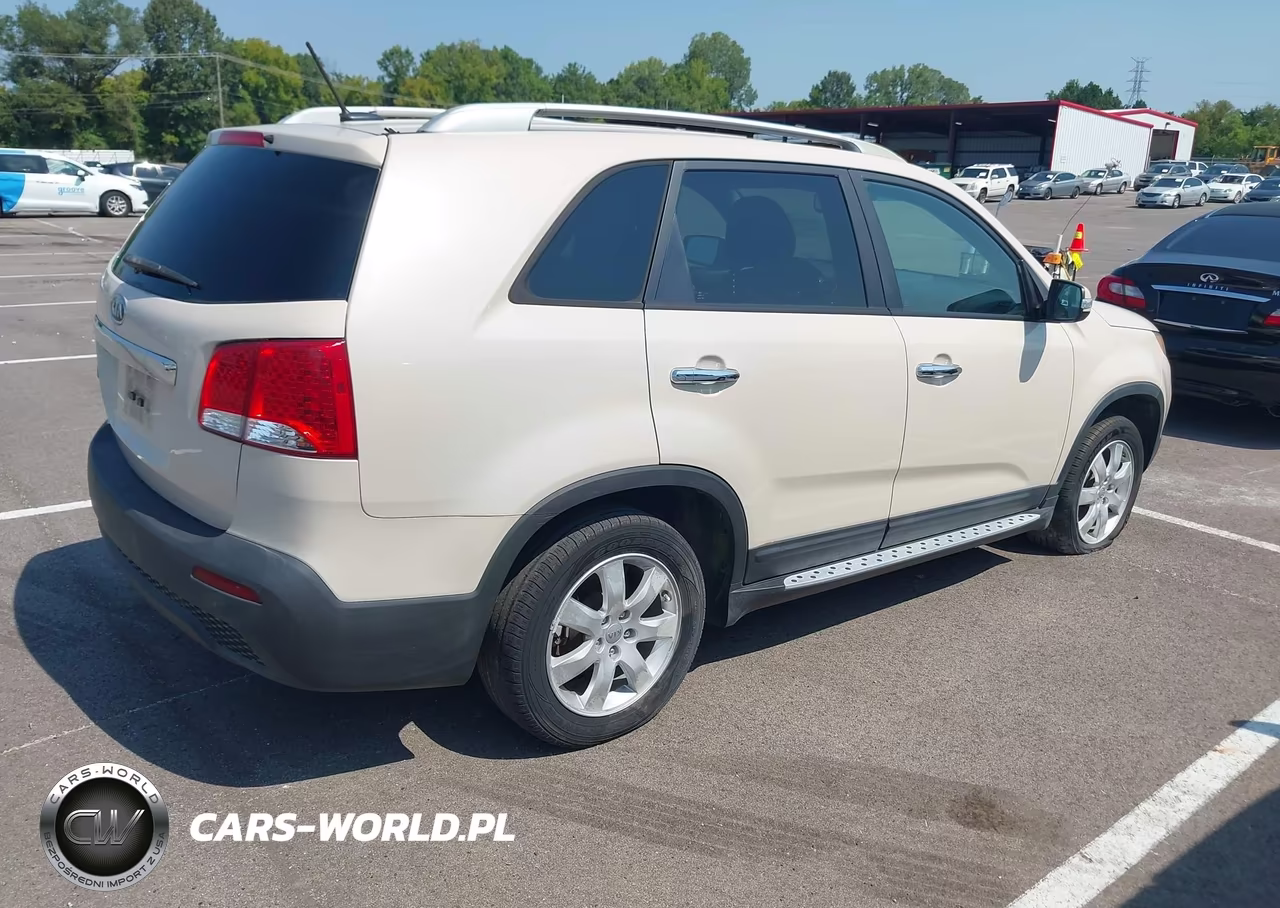 2012 Kia Sorento Lx VIN:5XYKT3A61CG218029 - 4