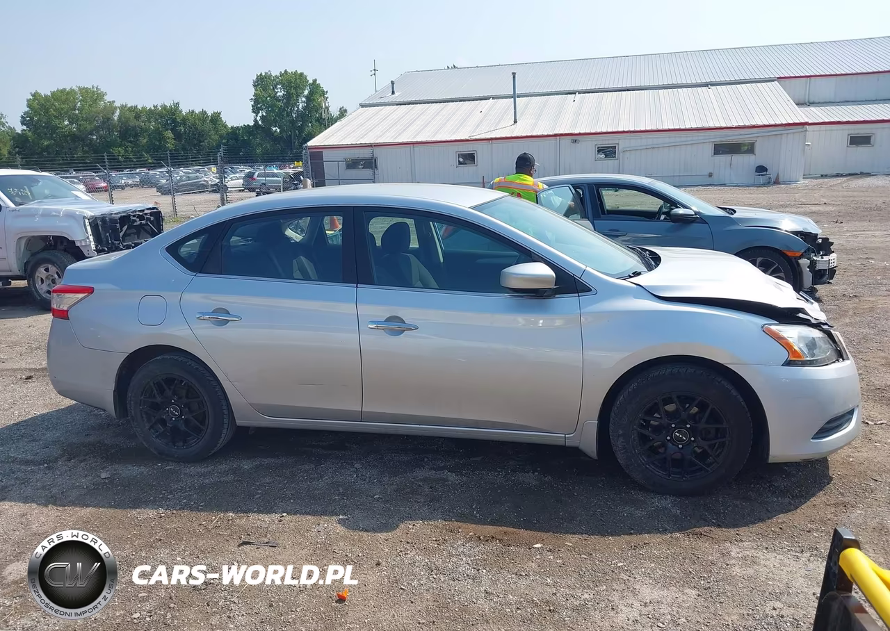 2015 Nissan Sentra S VIN:3N1AB7AP2FY250375 - 13