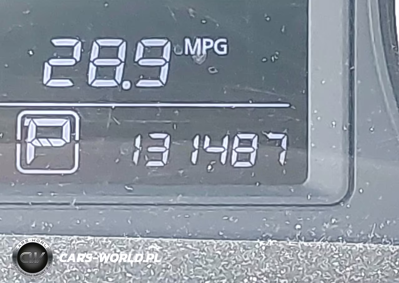 2015 Nissan Sentra S VIN:3N1AB7AP2FY250375 - 15