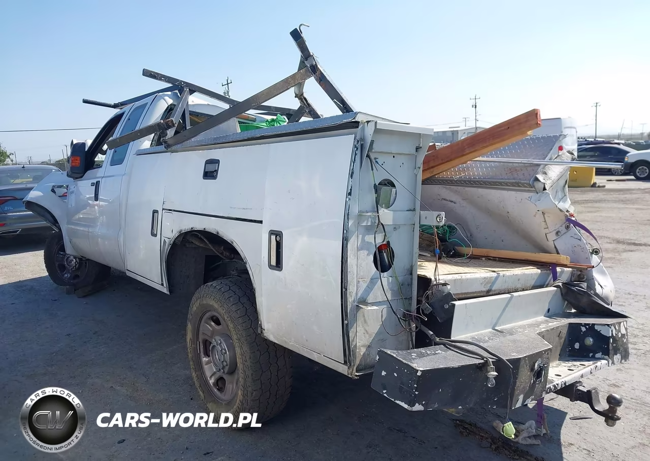 2008 Ford Super Duty F-350 Srw Xl-Xlt VIN:1FDWX30578EA36975 - 4