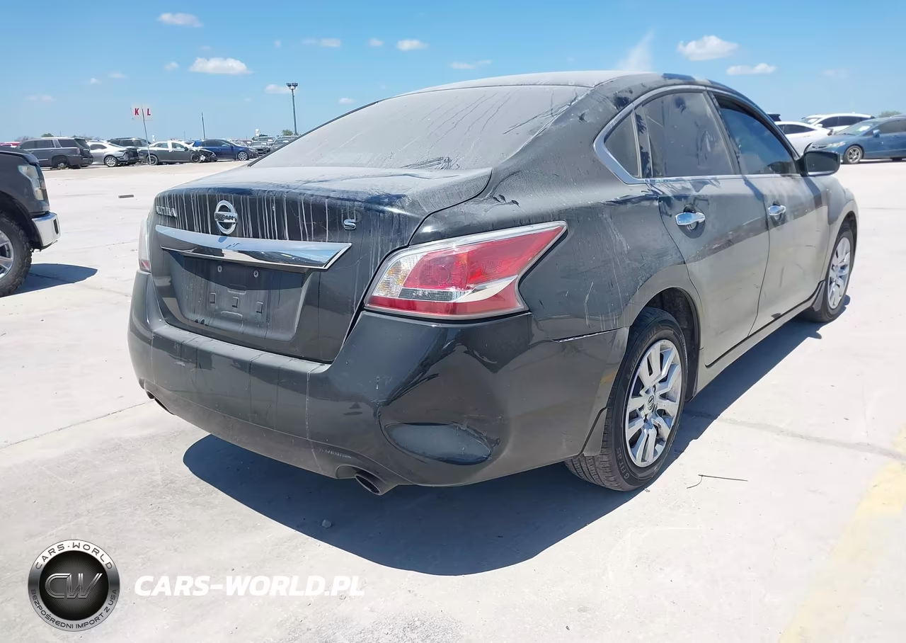 2015 Nissan Altima 2.5 S VIN:1N4AL3AP8FC437721 - 4